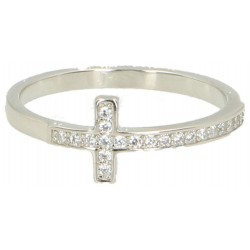Bague avec croix en argent...
