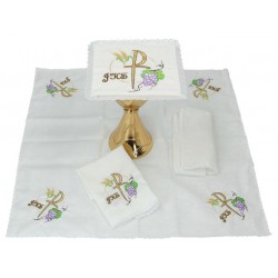 Linge d'autel brodé - 4 pièces