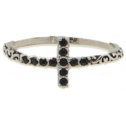 Zilver ring met zwarte kruisje